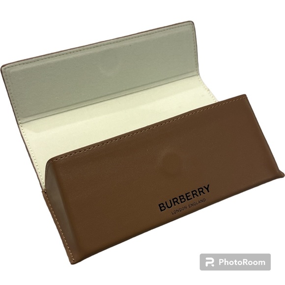 Burberry tan leather-like sunglasses eyeglasses case magnetic closure - Picture 3 of 3